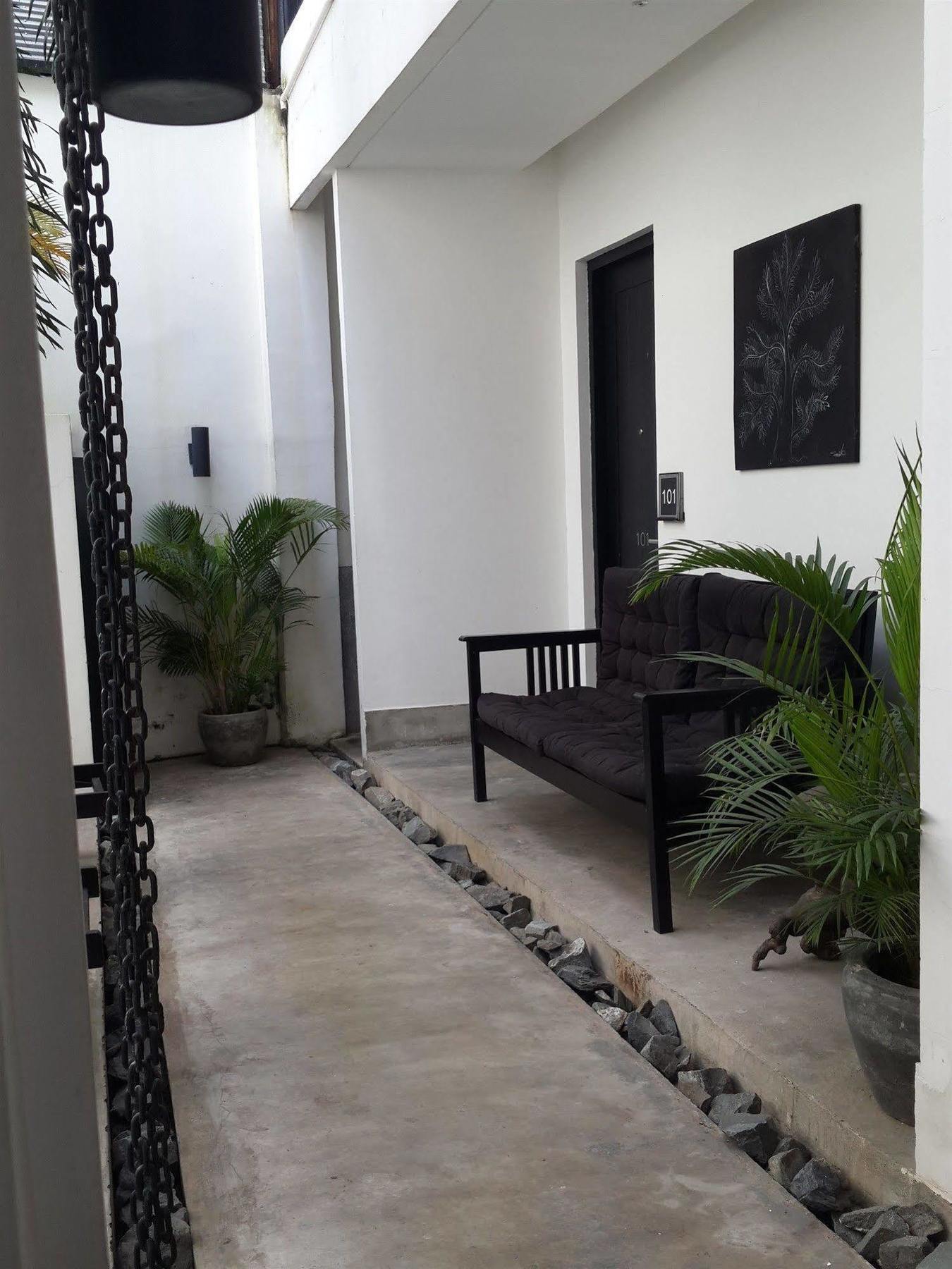 פנום פן Hotel Ofuro מראה חיצוני תמונה