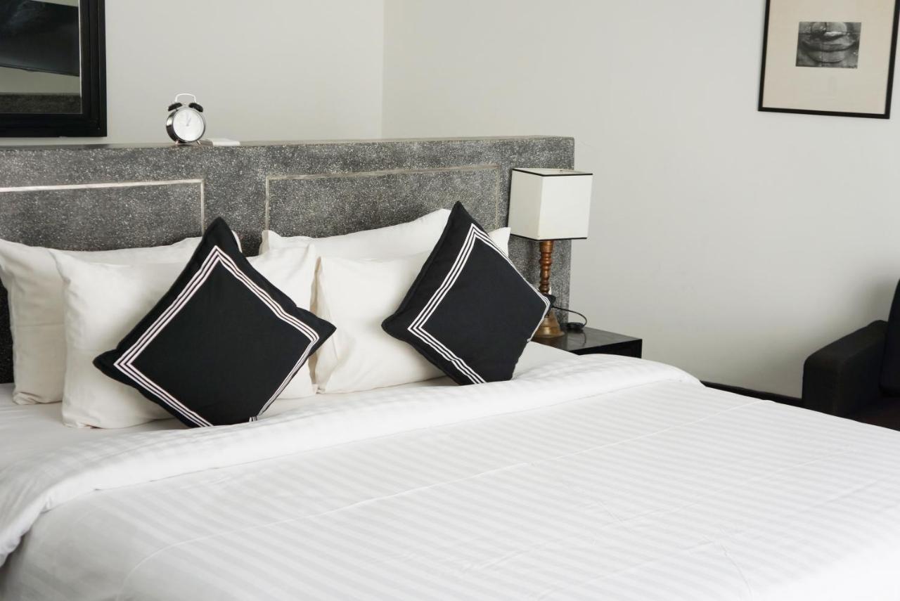 פנום פן Hotel Ofuro מראה חיצוני תמונה