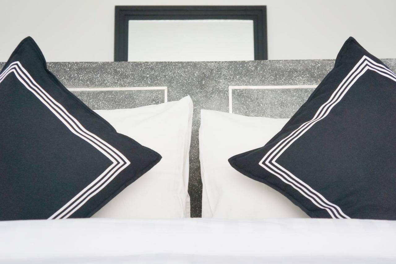 פנום פן Hotel Ofuro מראה חיצוני תמונה